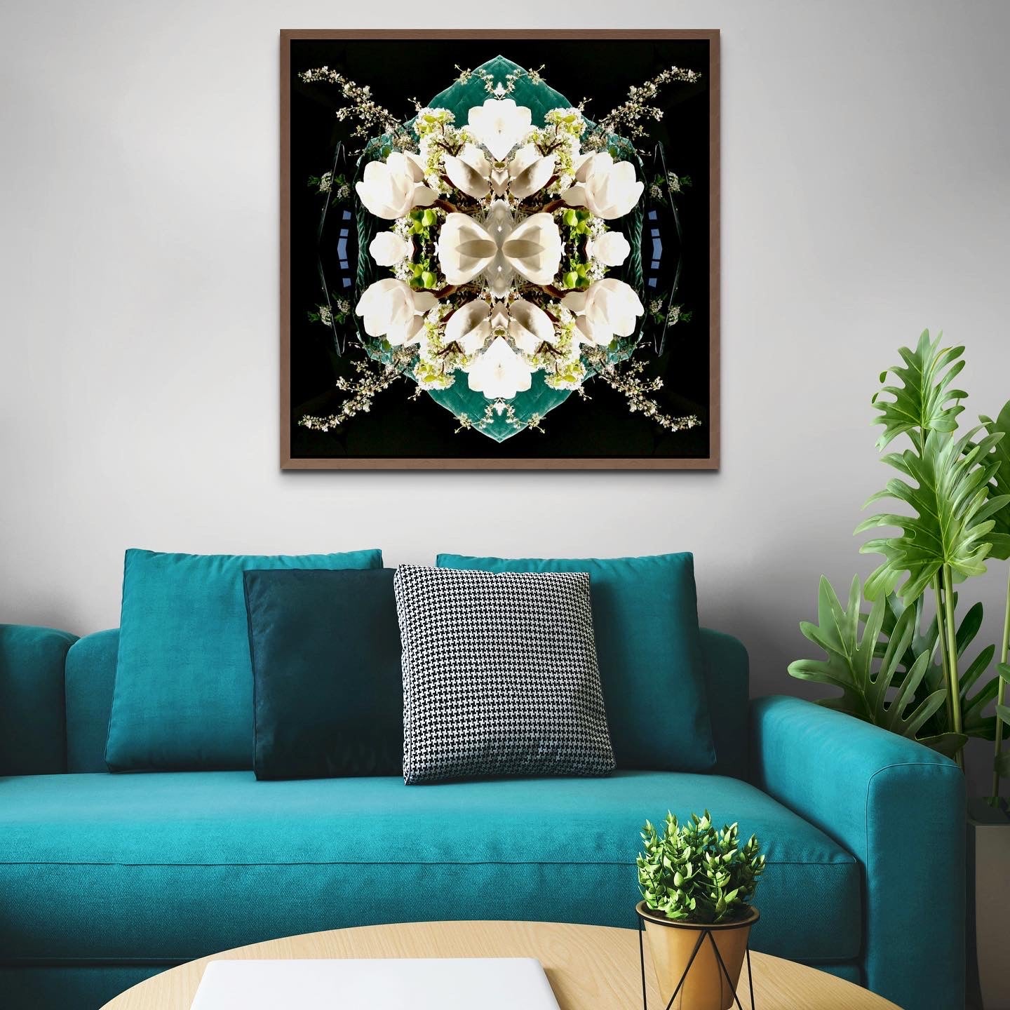 White Magnolia Crown 1 - Lightbox